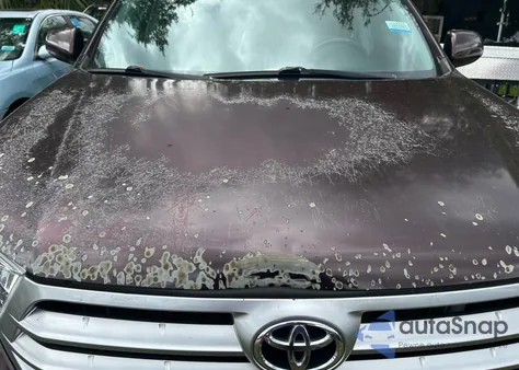 2012 Toyota Highlander Base из США, поврежденный, VIN 5TDBK3EH1CS114013